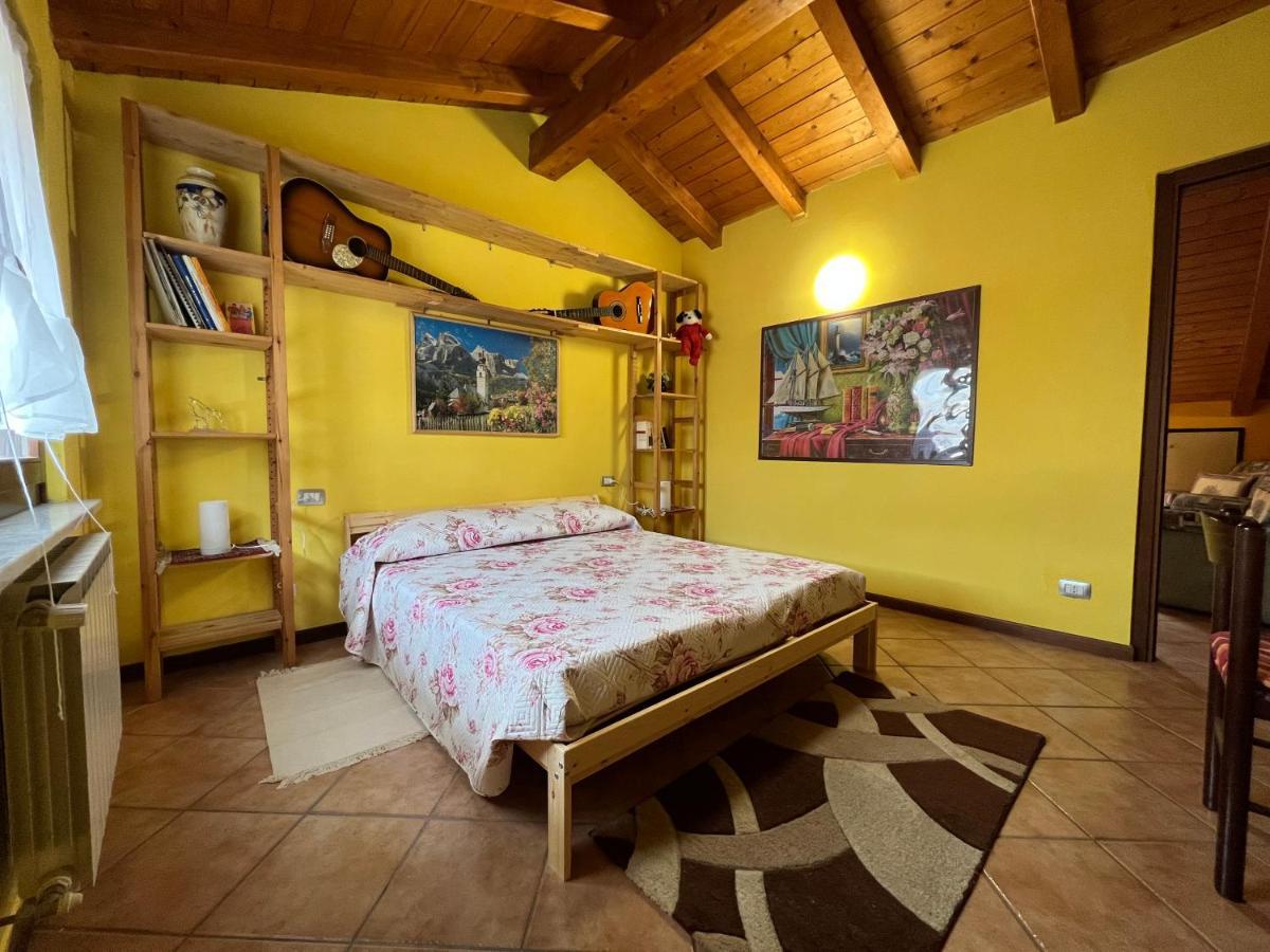 La Maison Di Gio & Gio Olgiate Comasco Bagian luar foto